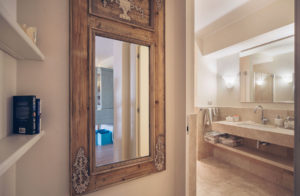 stanza da bagno castelfalfi